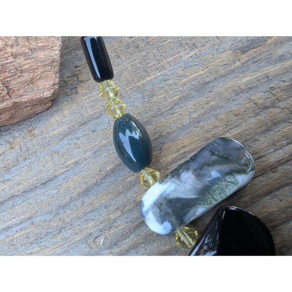 Vintage Moss Agate Beaded Stone Necklace - Picture 10 of 16